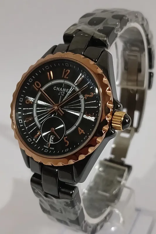 ساعت شنل مدل سرامیکی و بسیار خاص