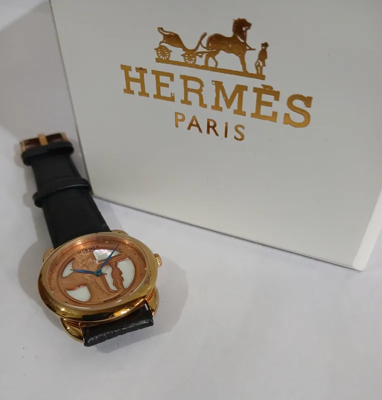 ساعت هرمس موتور سوییس HERMES