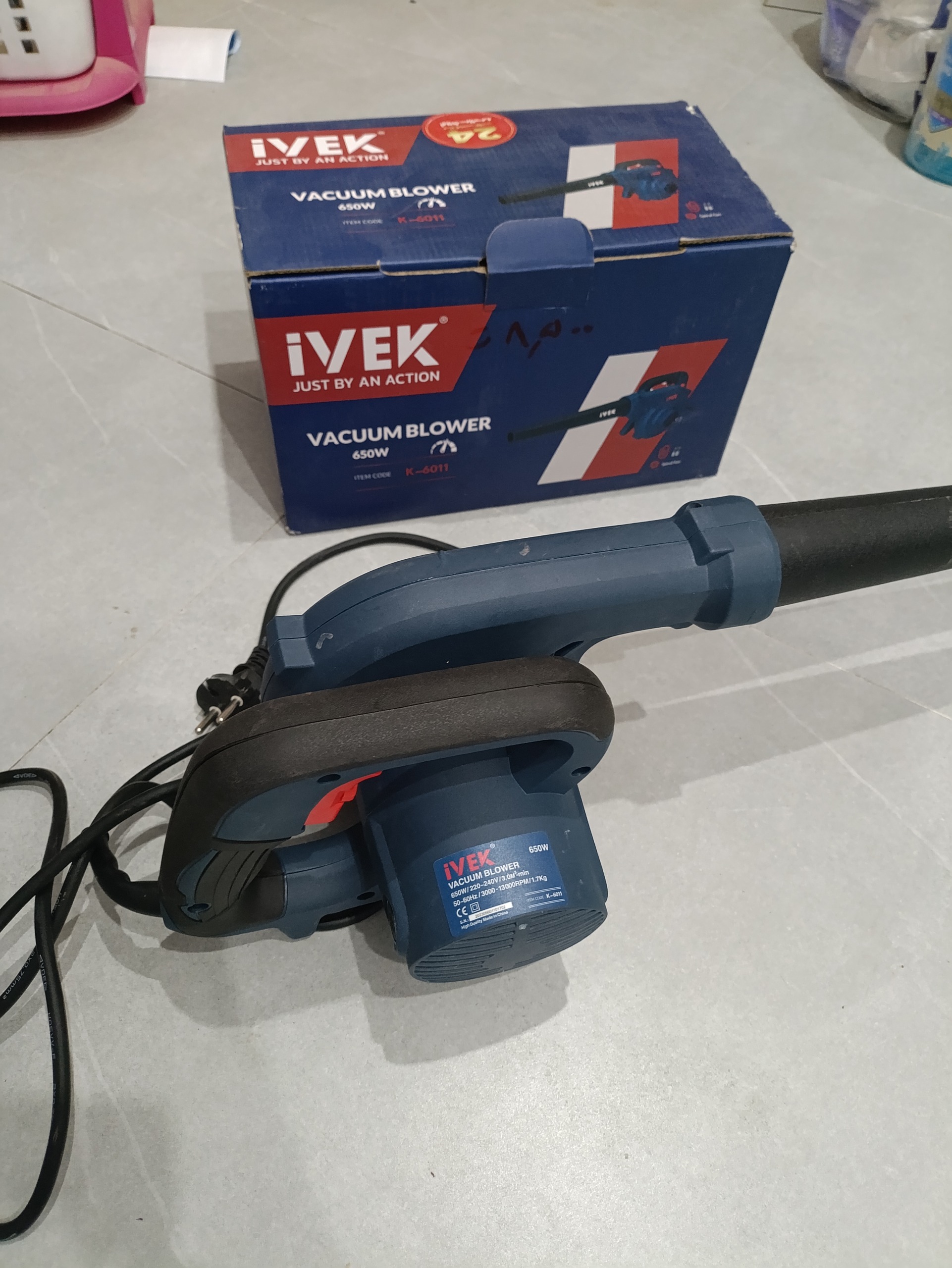دمنده و مکنده 650 وات ایوک k-6011