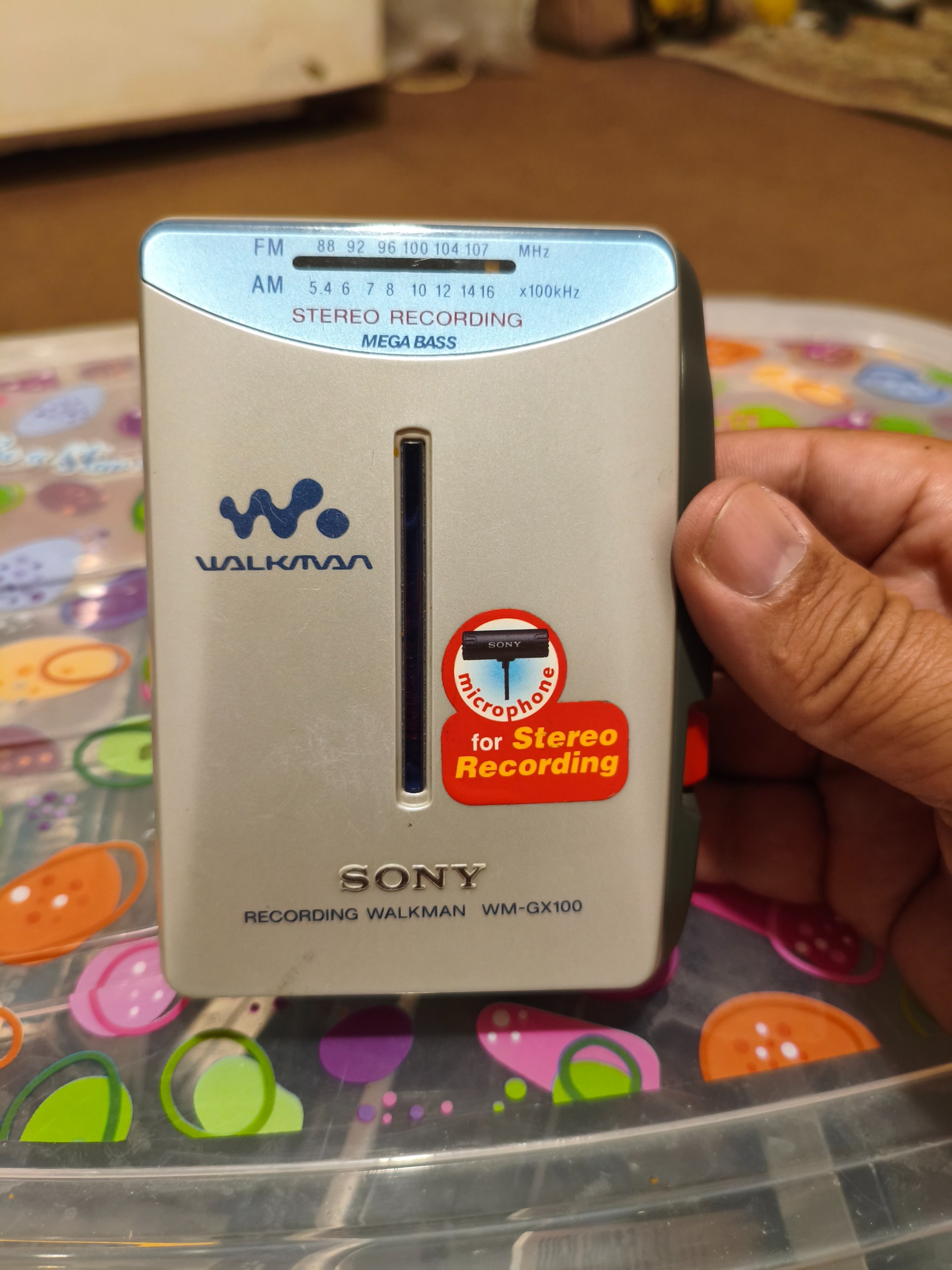 واکمن سونی حرفه ای درحدنو ضبط صدا