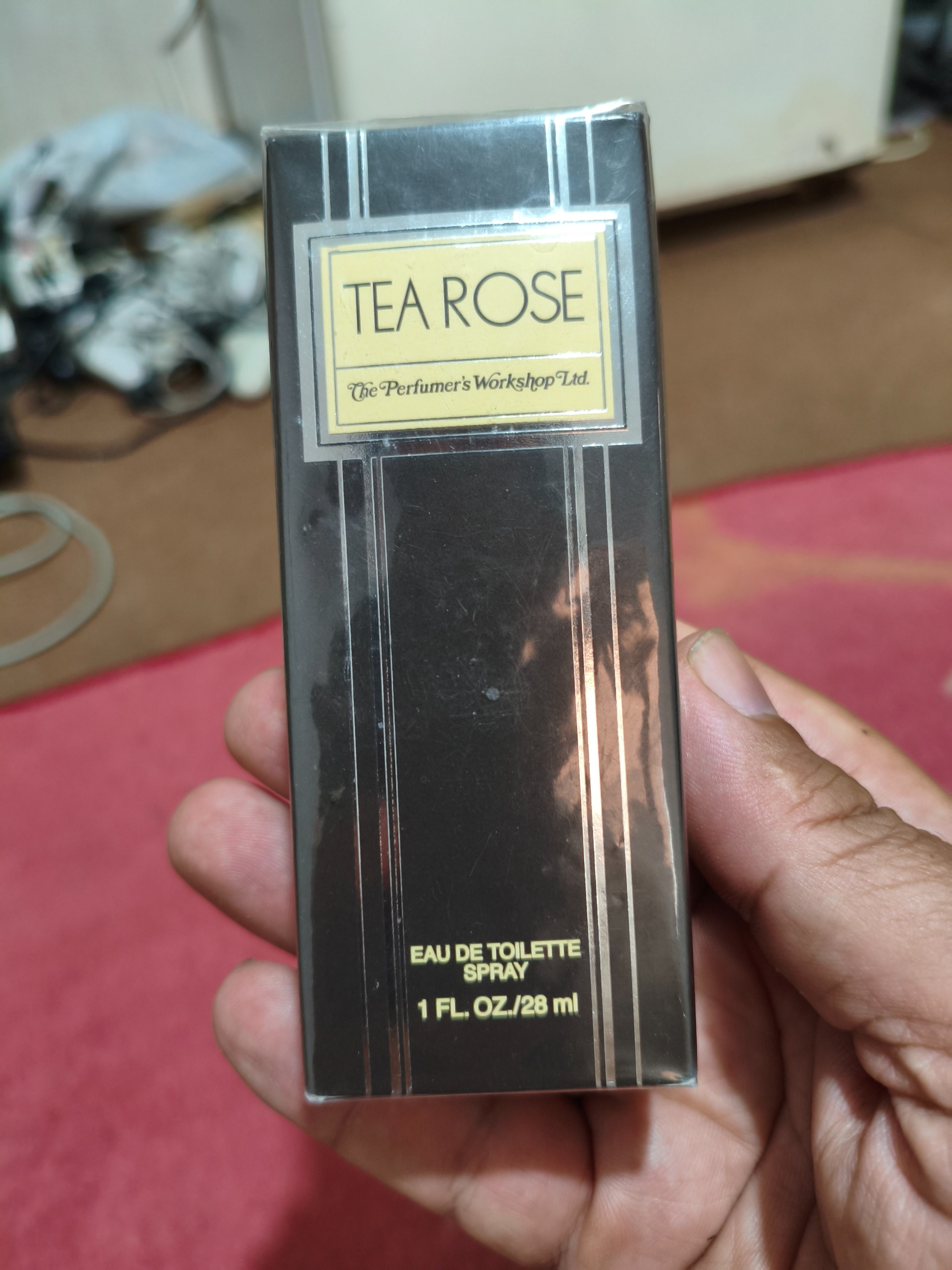 عطر تی رز آکبند پلمپ نو