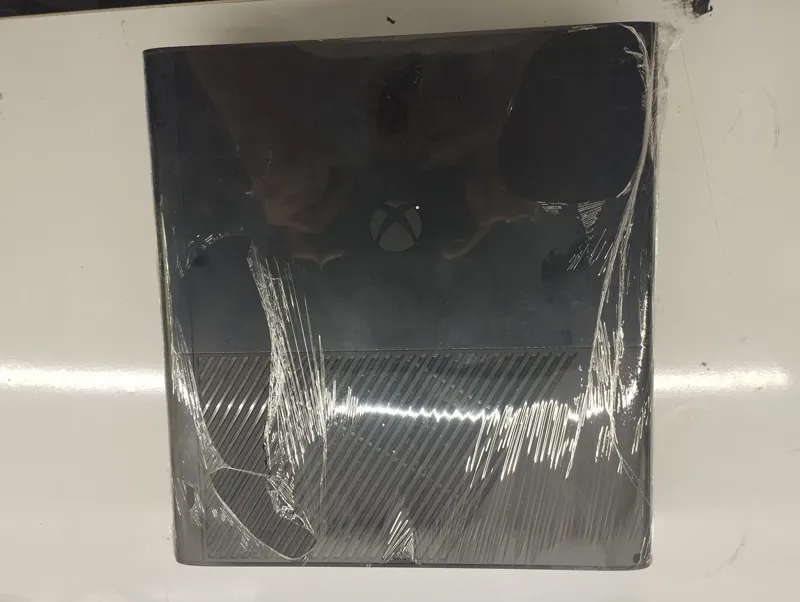 XBOX 360 SLIM E ( کپیخور نرم افزاری ) 128 گیگ SSD