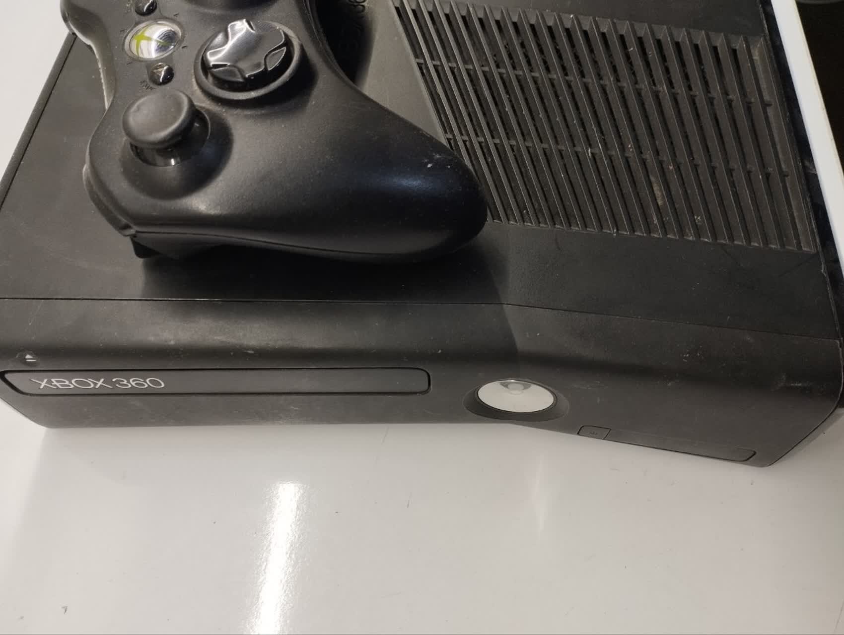 xbox 360 slim کپیخور 500 گیگ فول بازی