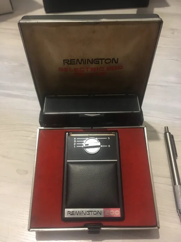 ریش تراش عتیقه آلمانی رمینگتون Remington 200