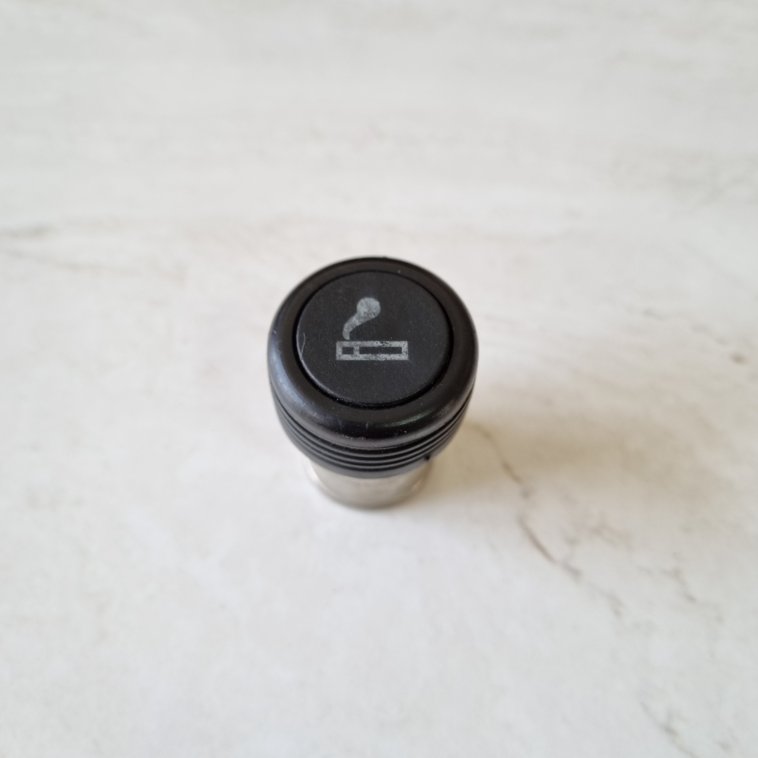 سر فندکی (مغزی-فشنگی)