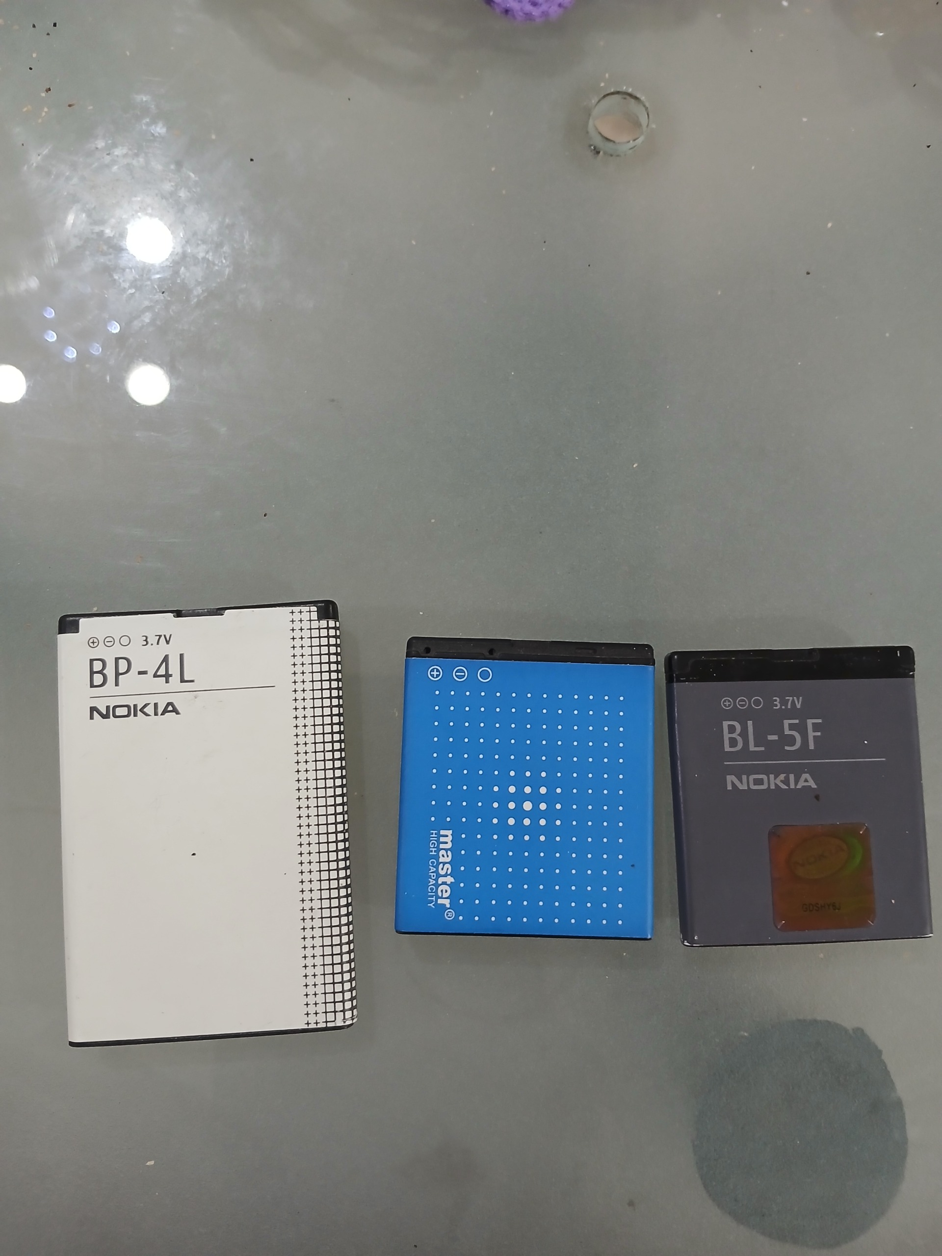 سه عدد باتری سالم