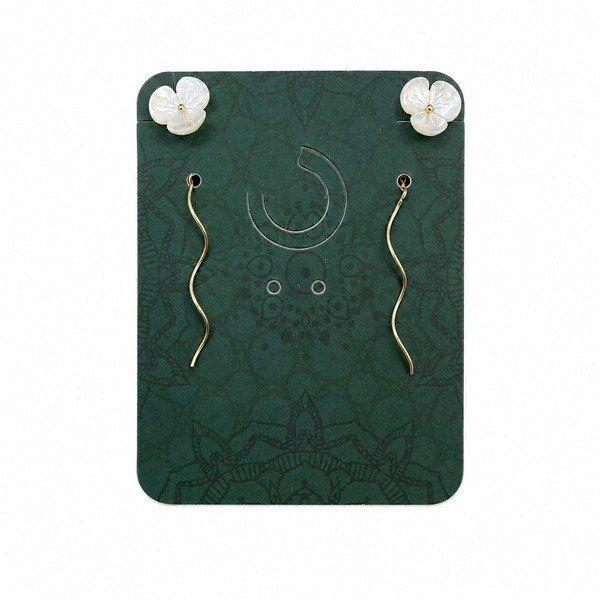 گوشواره طلا طرح گل 18 عیار 520 سوت