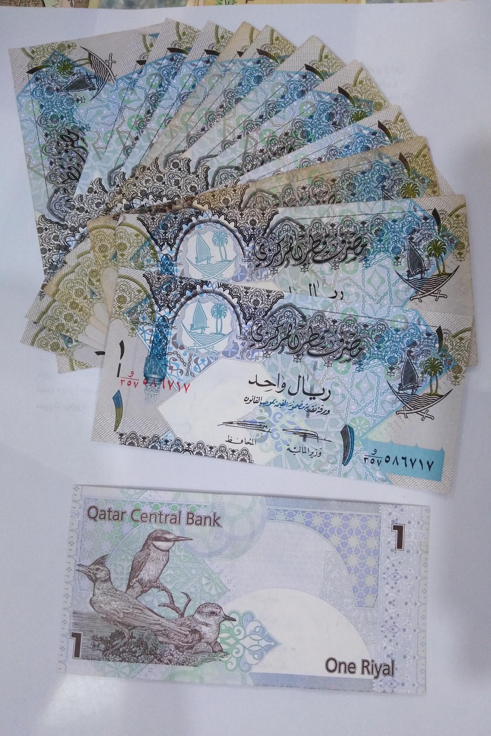 1عدد اسکناس قطر
