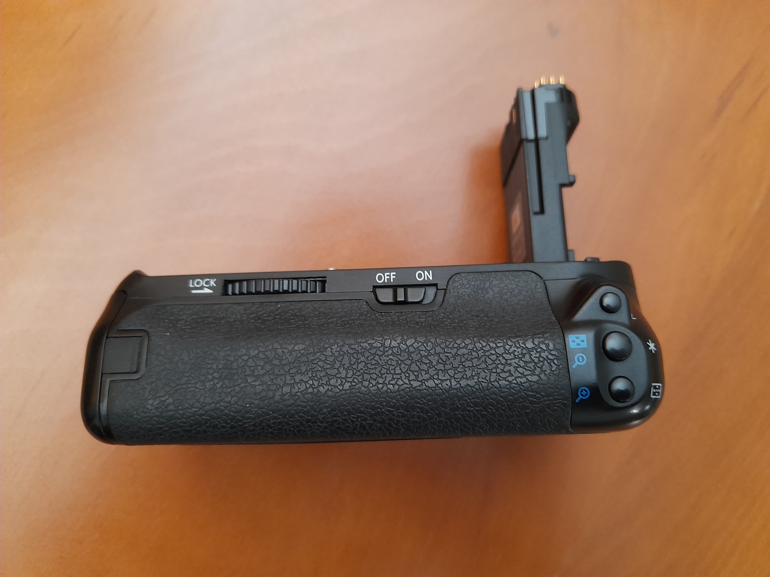 باتری گریپ دوربین کنون canon