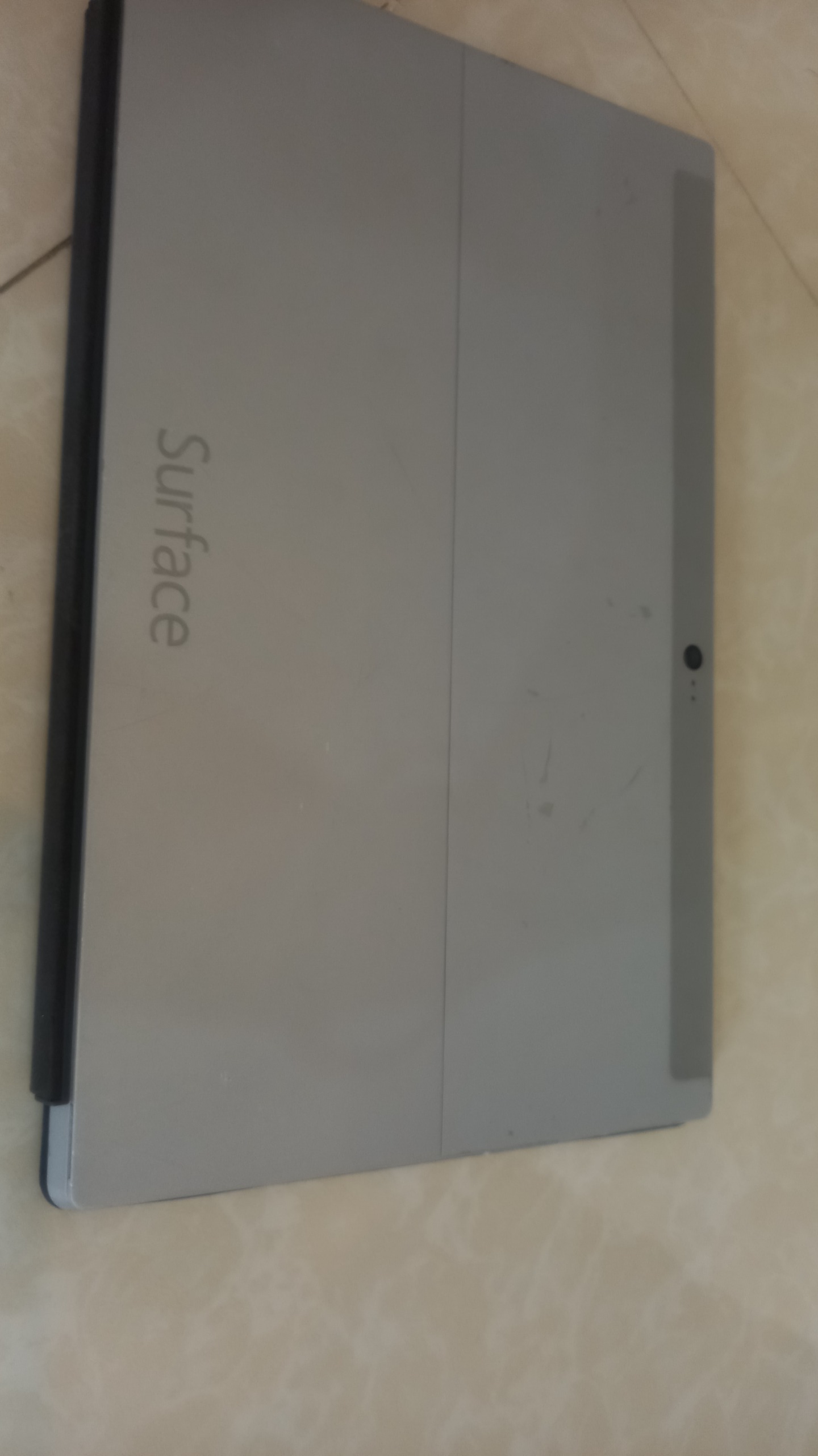 سرفیس surface RT لپ تاپ ویندوزی