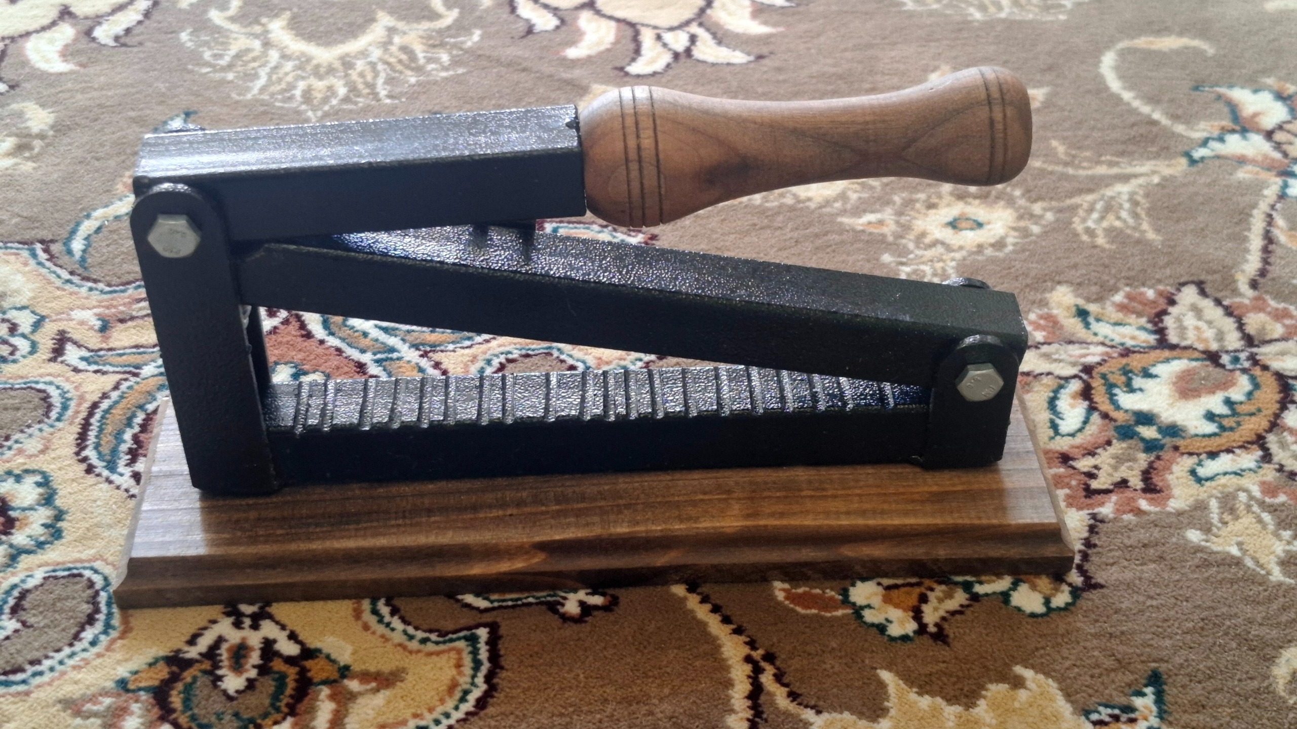 اسان شکن گردو شکن