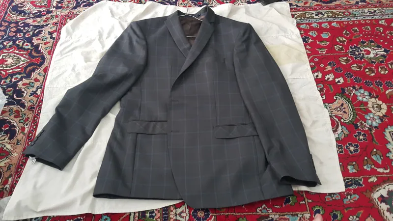 یک عدد کت نو و استفاده نشده خارجی