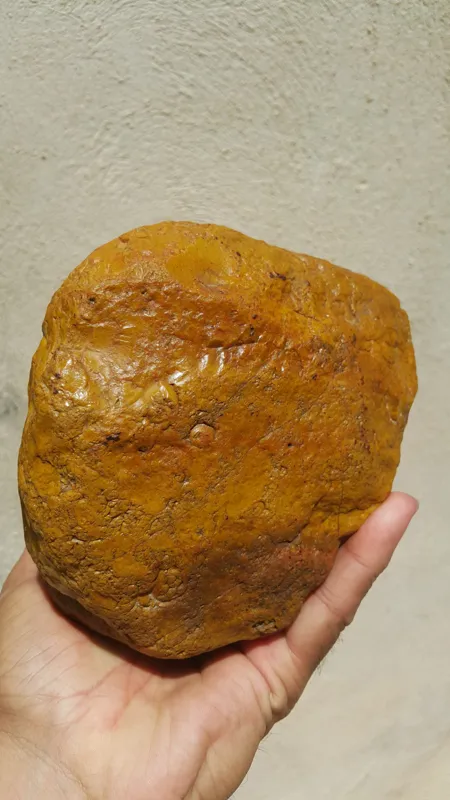 سنگ راف جاسپر زرد زیبا به ورن 2600 گرم