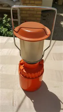 یک