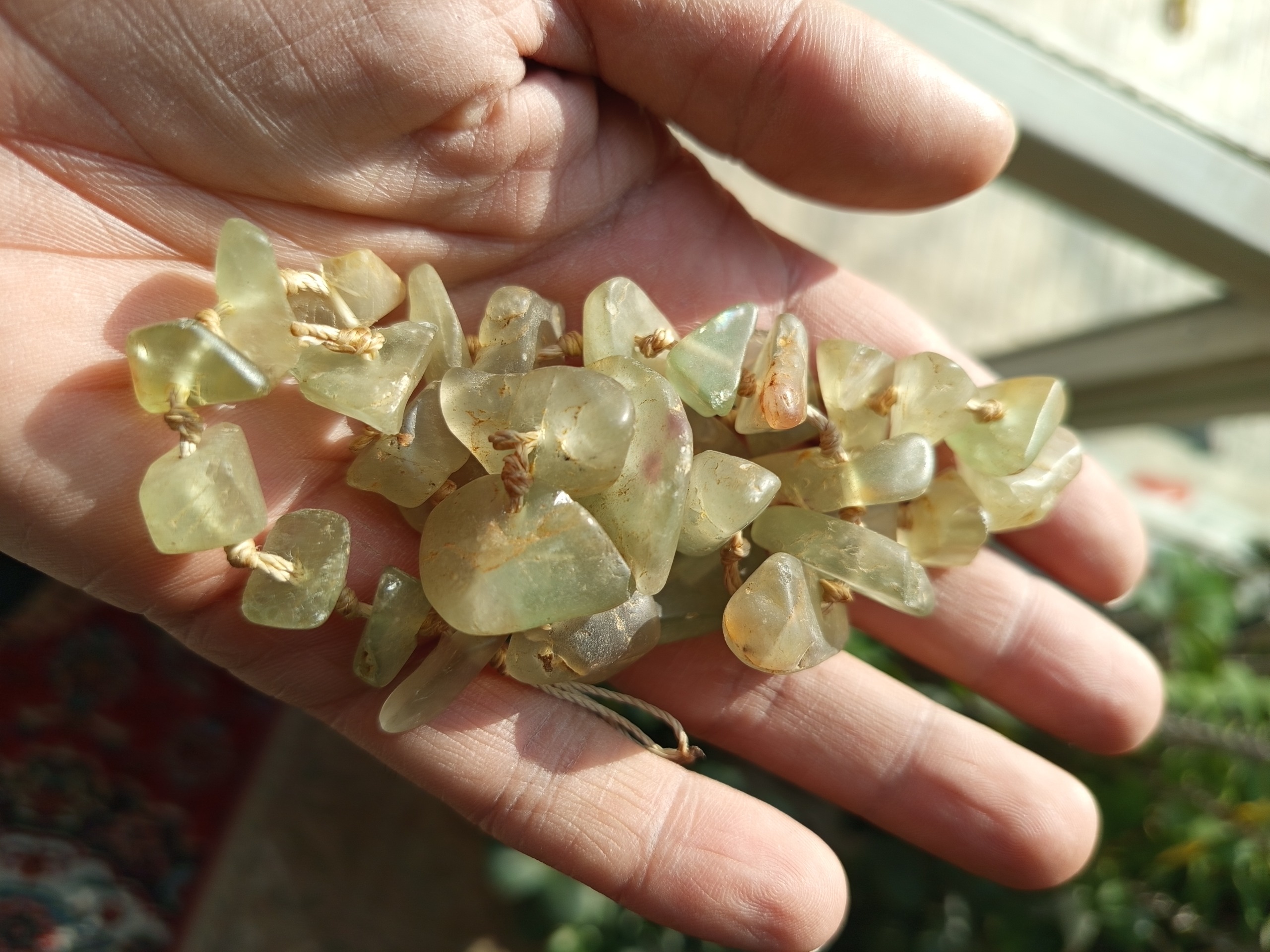 یک دسته منجیق کهنه از جنس فلوریت معدنی