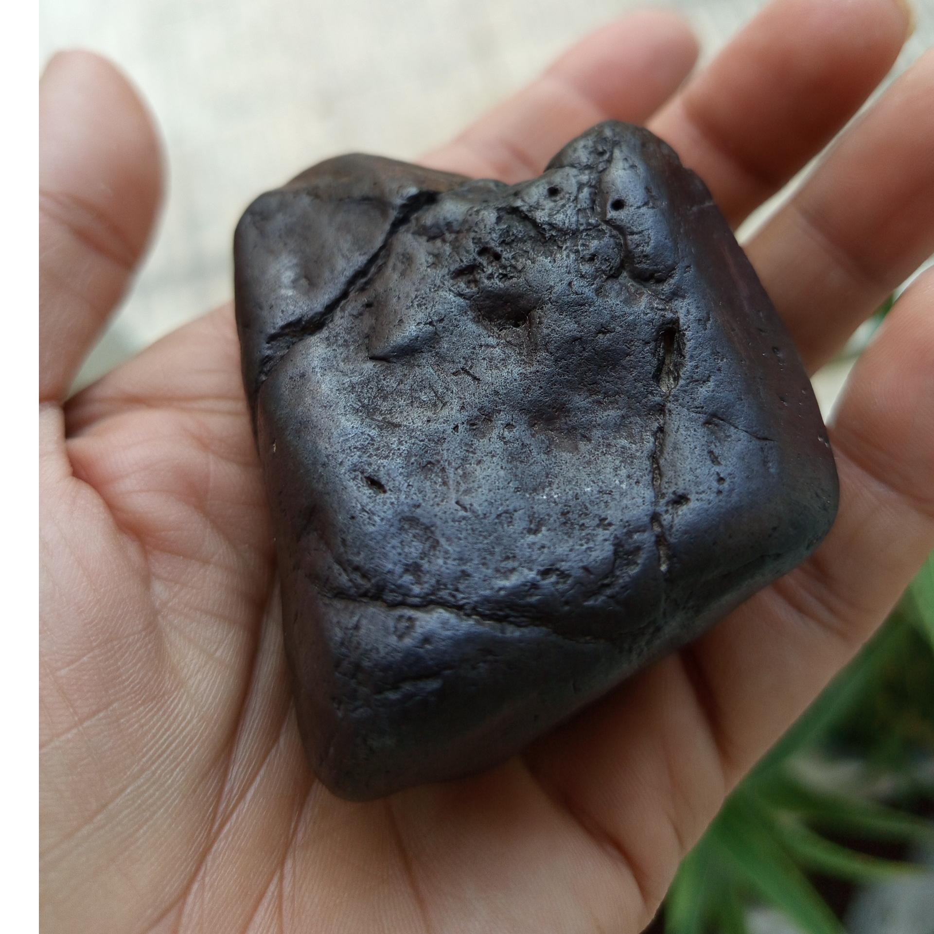 شهابسنگ کمیاب با چگالی 4/64