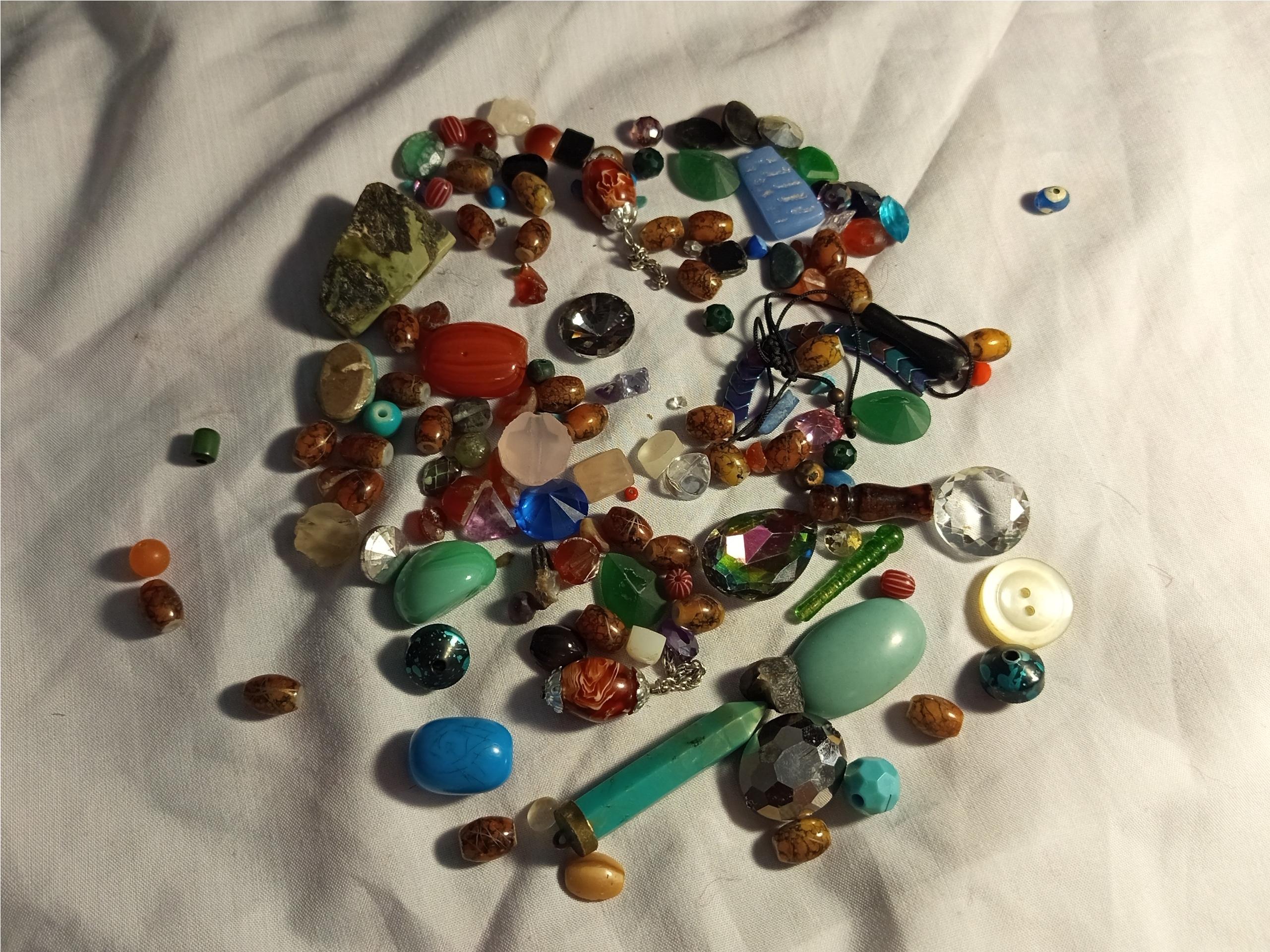 تعداد منجیق پلاستیکی و سنتیگ به وزن160 گرم