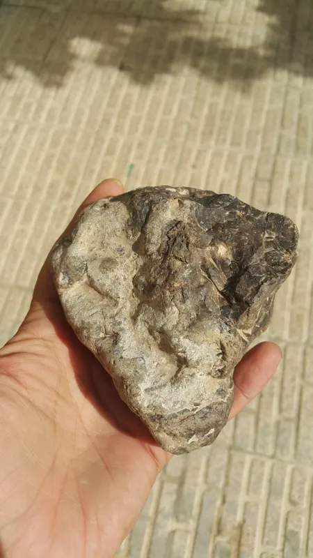 یک قطعه جاسپر عقیق دکوری به وزن 740 گرم