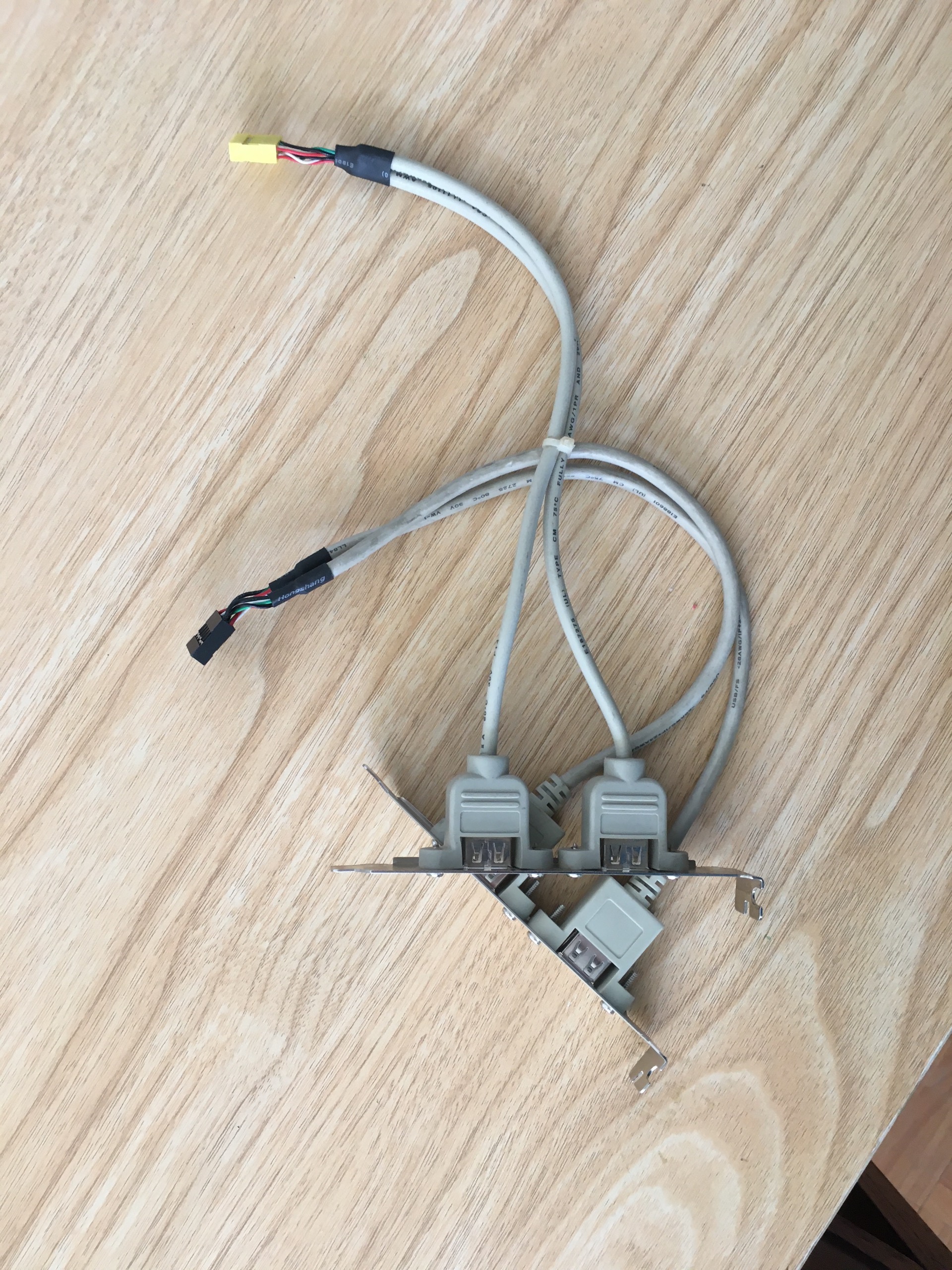 براکت دو پورت USB پشت کیس اصلی و قدیمی