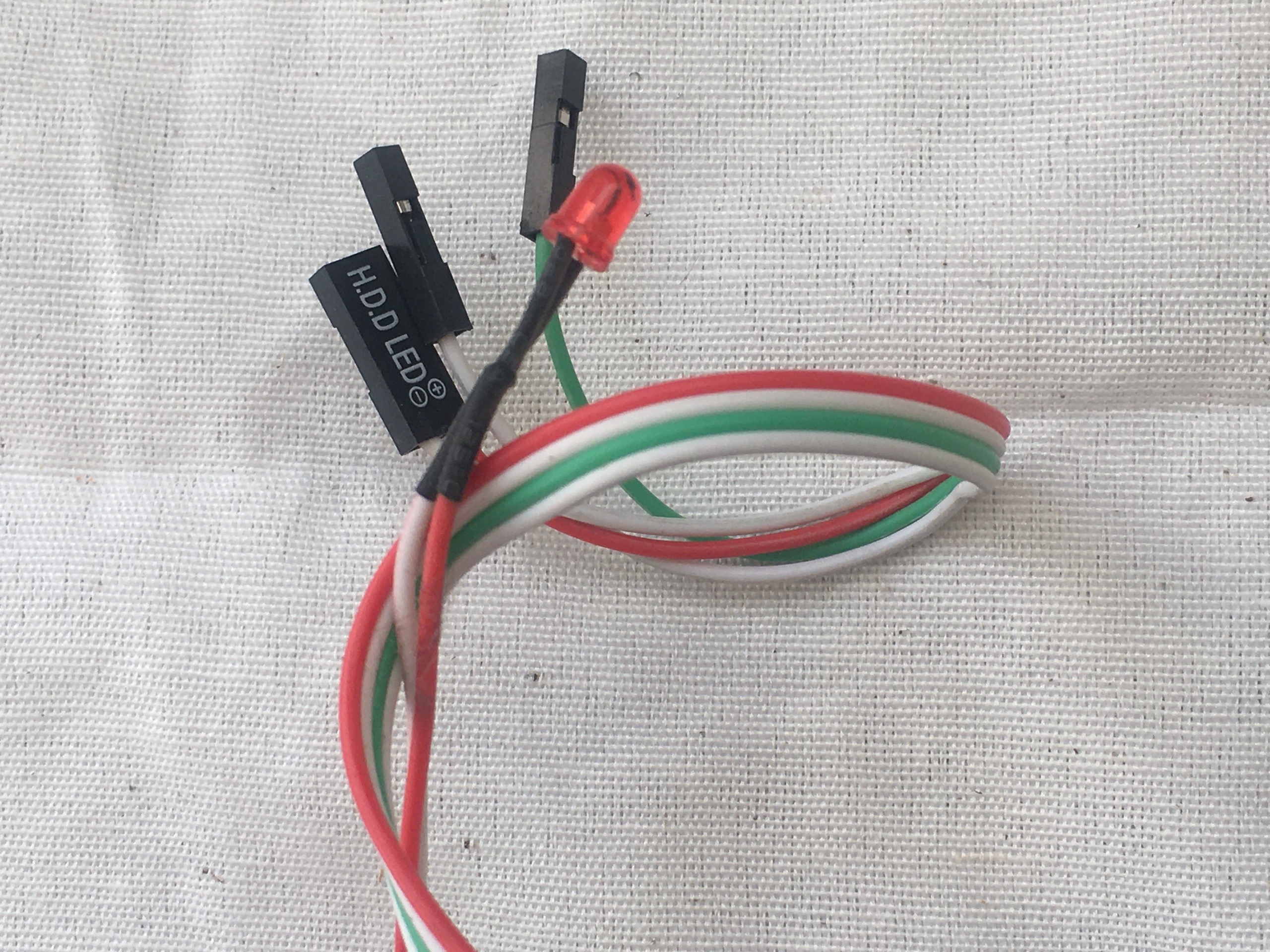 LEDهای پنل جلو کیس کامپیوتر