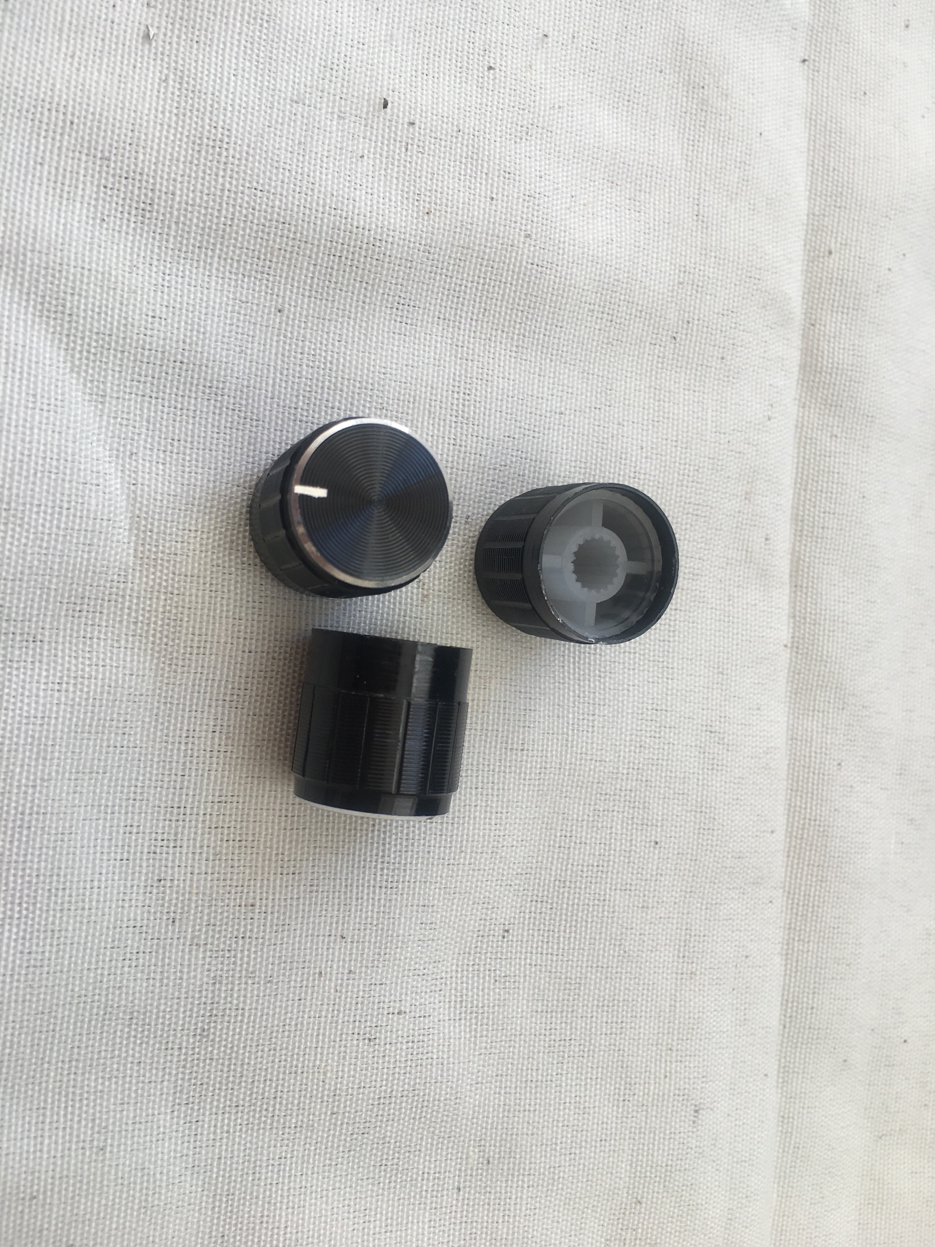 سه عدد سرولوم پتانسیومتر