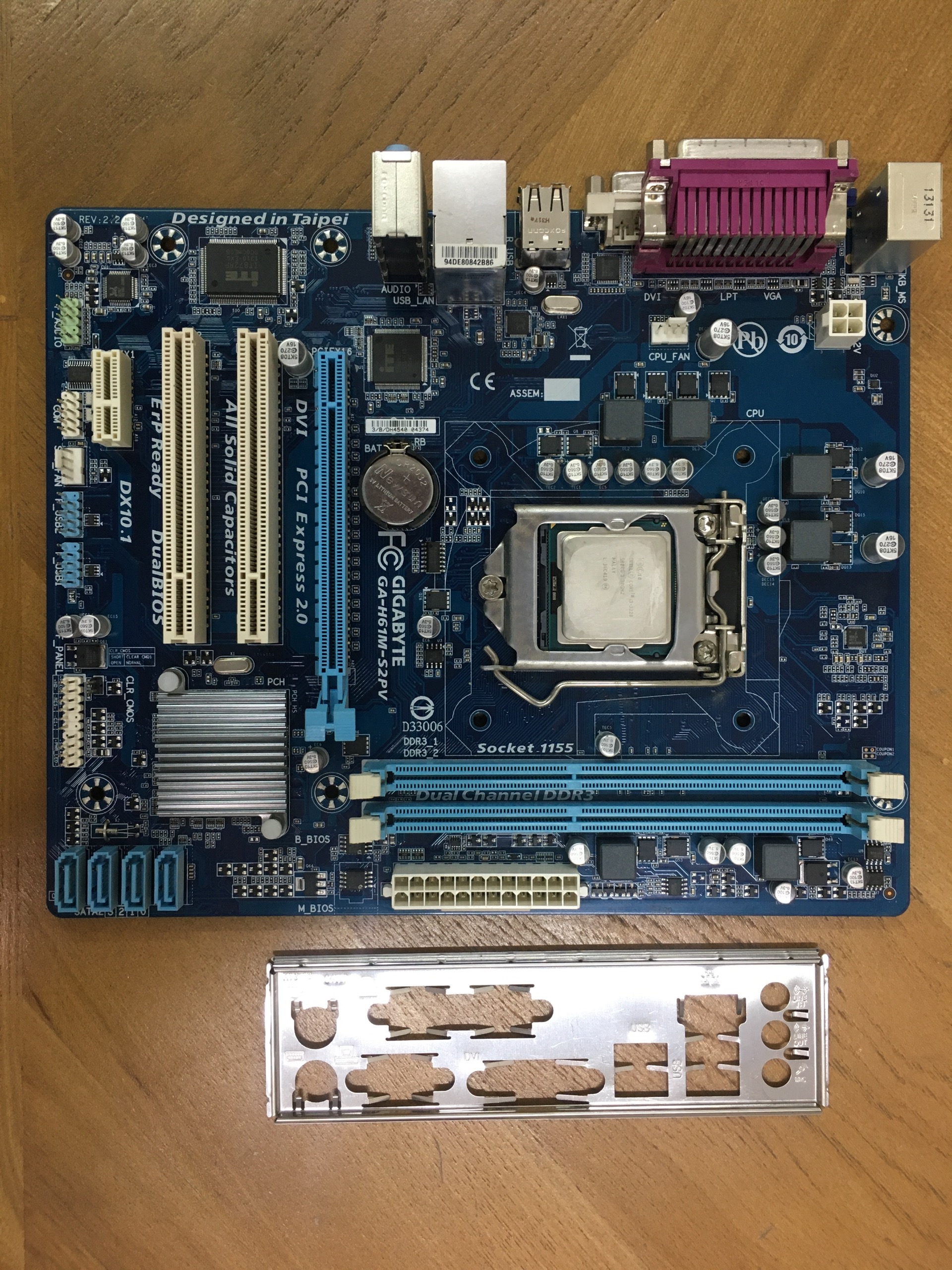 مادربرد GA-H61M-S2PV همراه با CPU