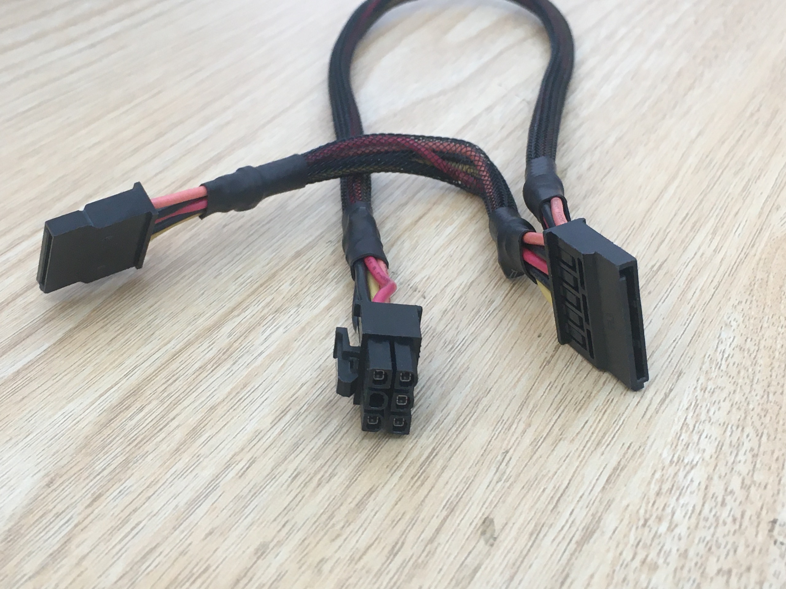 کابل ماژولار برق 6 پین به ساتا ، گرین