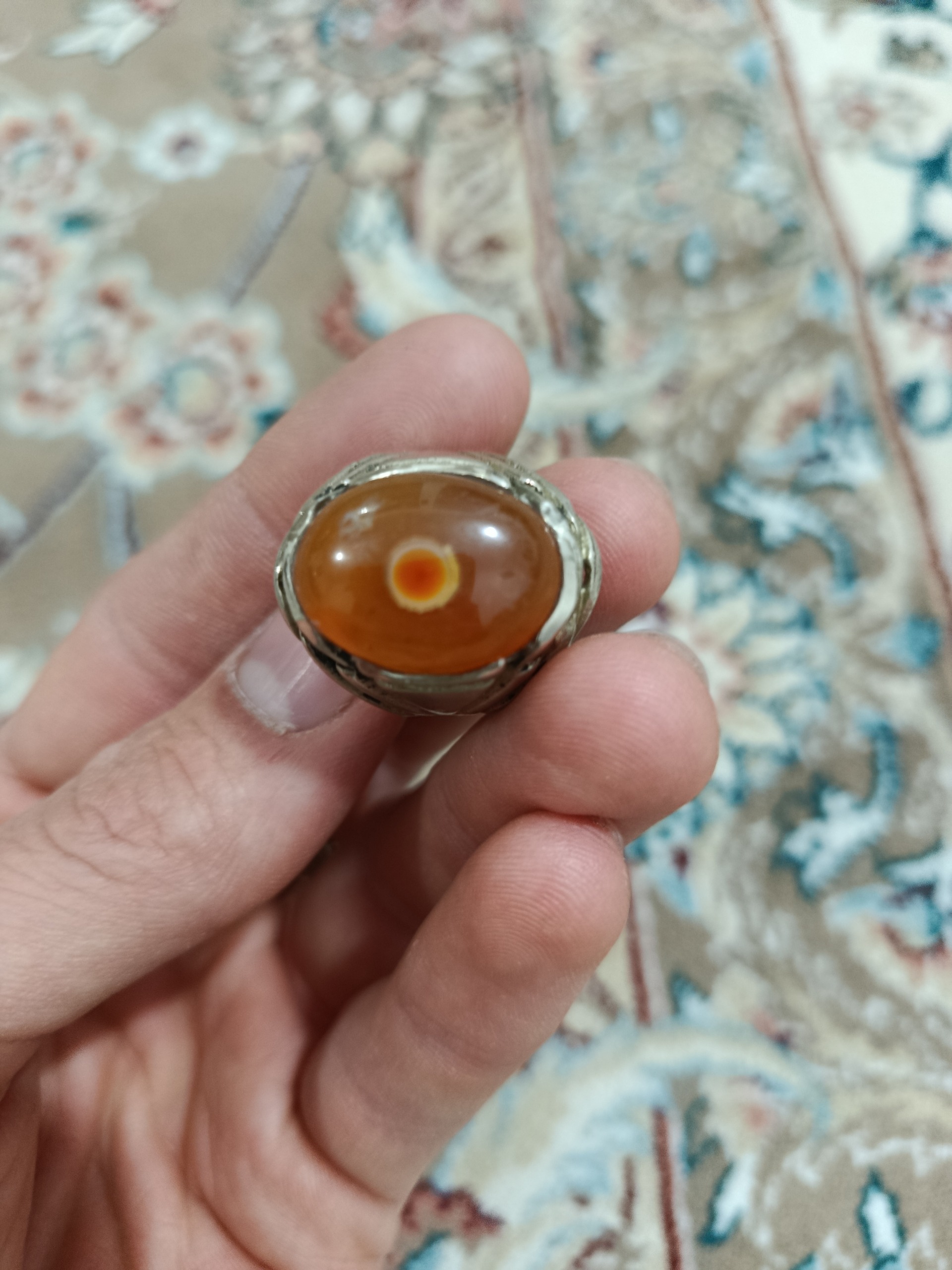 انگشتر باباقوری تک خال کهنه