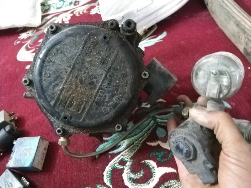 رگولاتور گاز شهاب سالم از روی ماشین آردی برداشتم