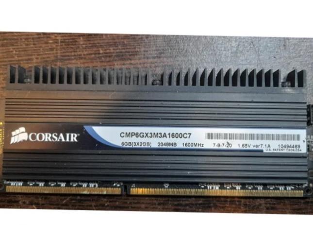 دوعدد رم حرفه ای کامپیوتر باس 1600 !