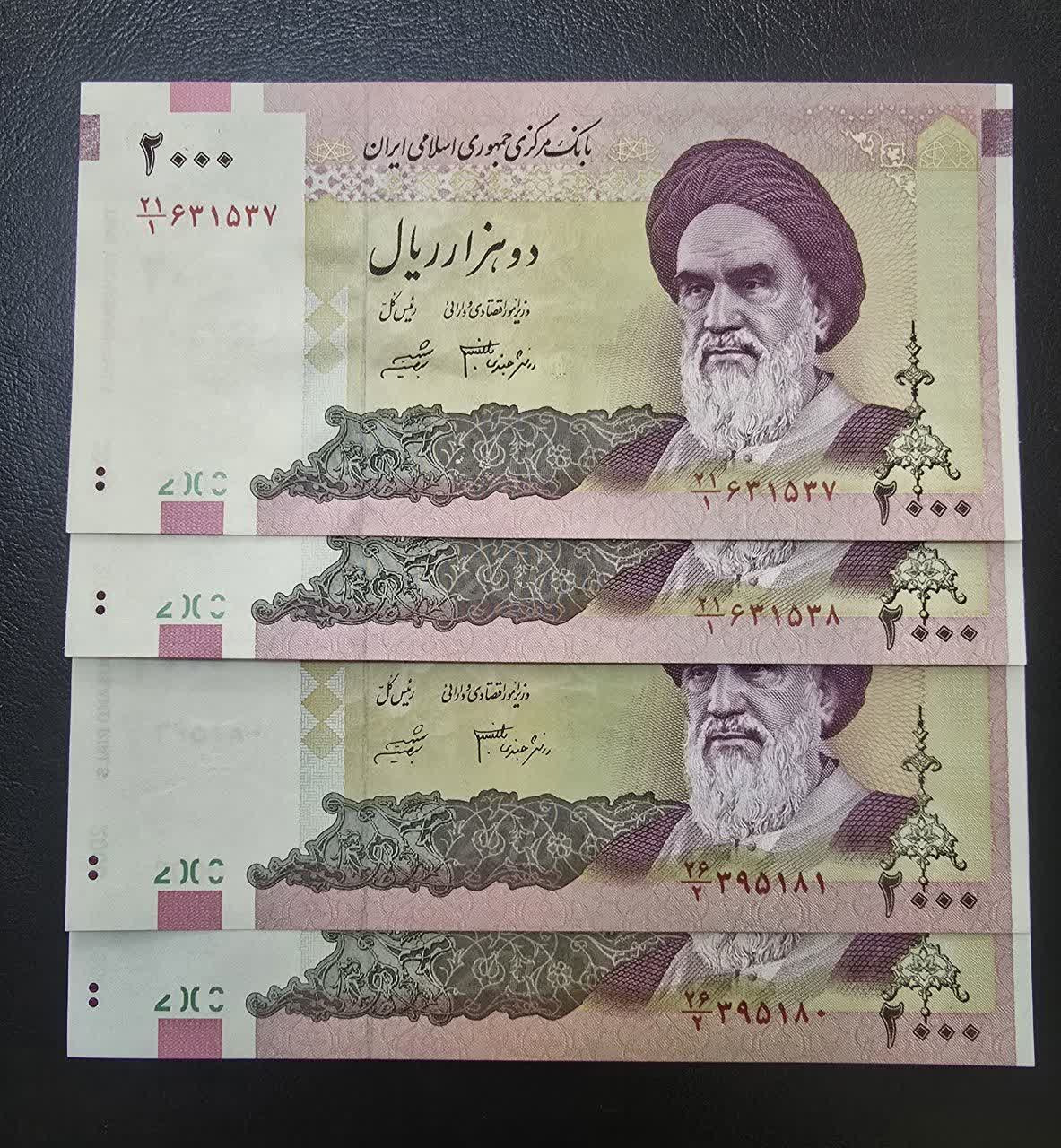 2 جفت 2000 ریال دانش شیبانی امضاء کمرنگ و پررنگ
