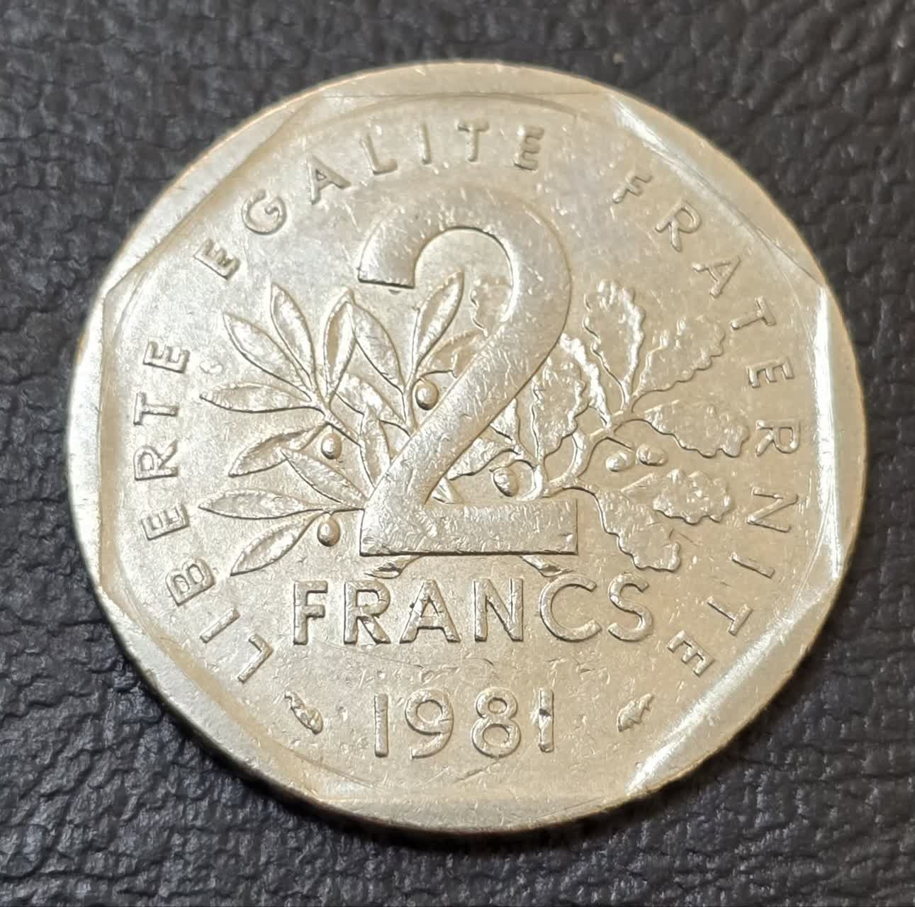 سکه 2 فرانک فرانسه 1981 عالی