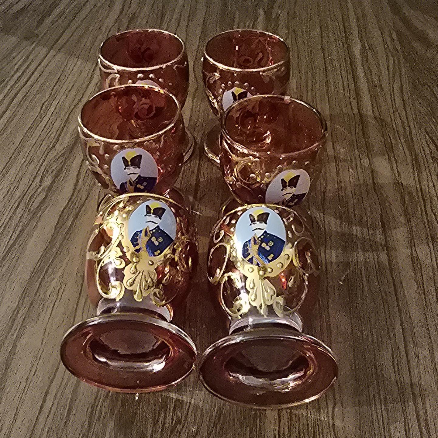 تخم مرغ خوری بلورین