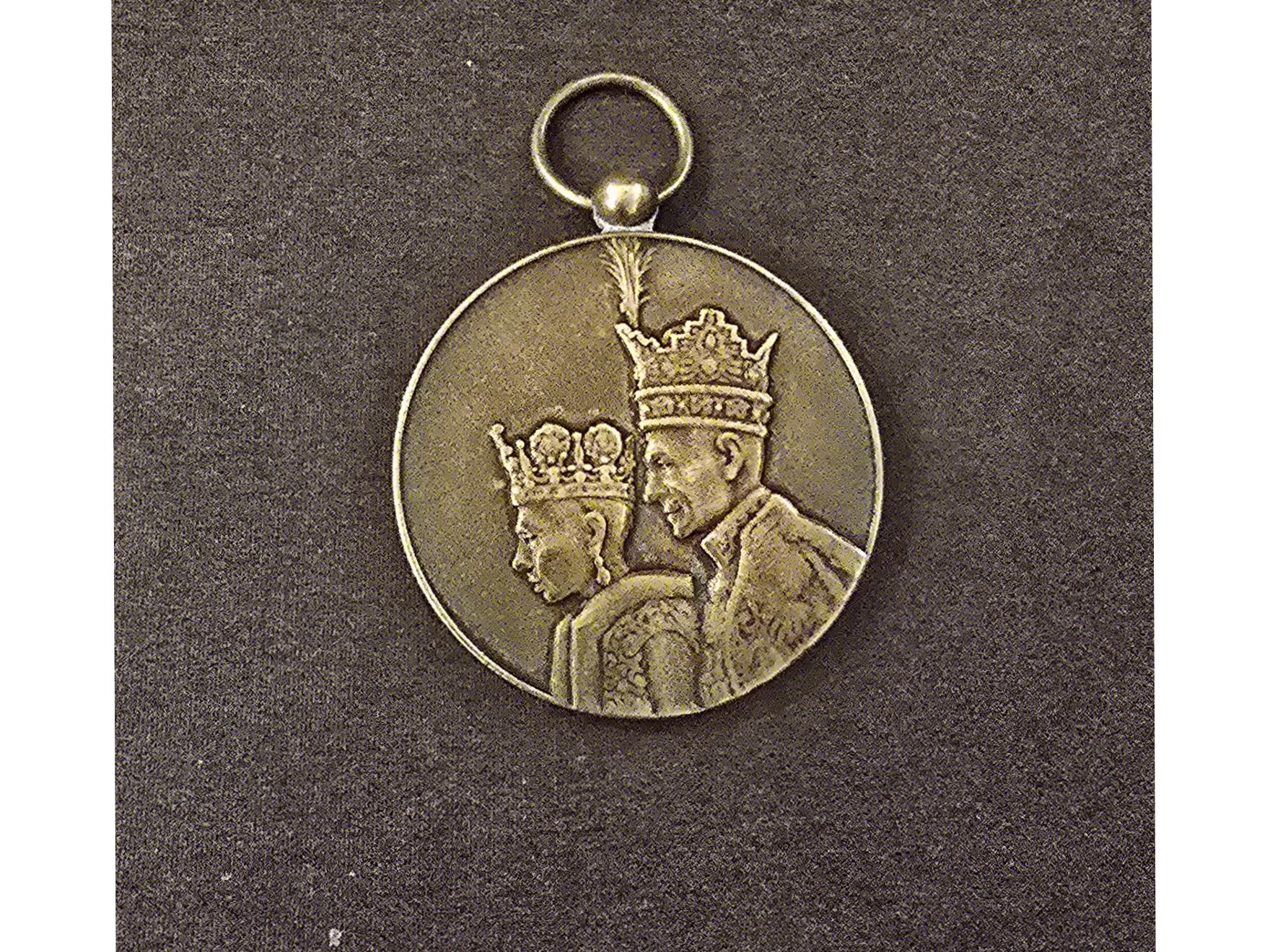 مدال تاج گذاری