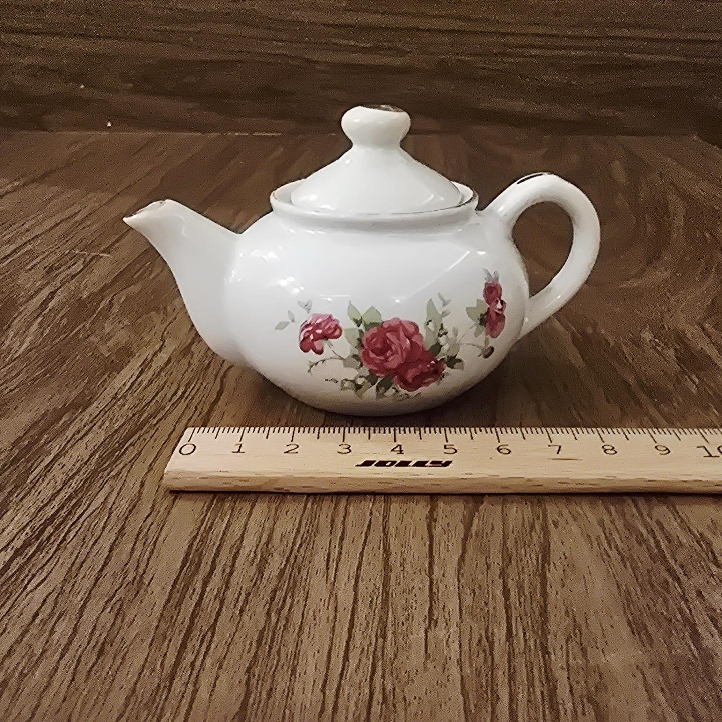 قوری زعفرانی ژاپن