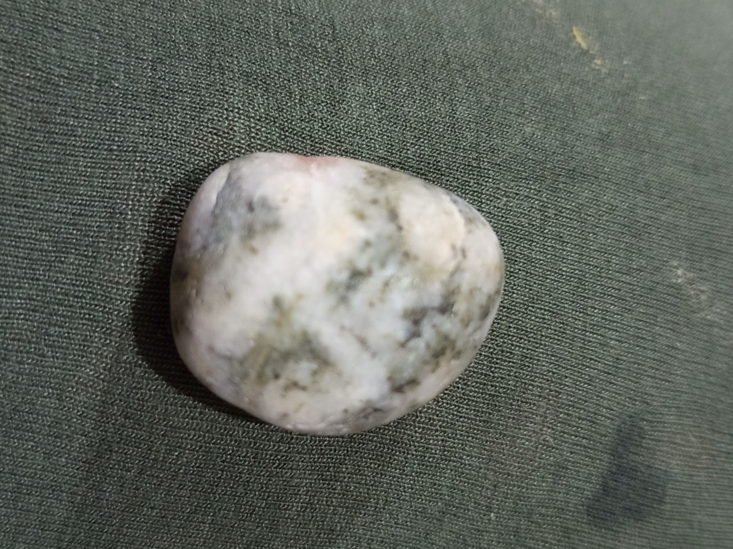سنگ عقیق ت