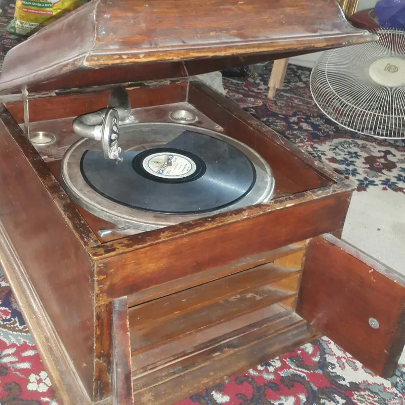 گرامافون (جعبه آواز)