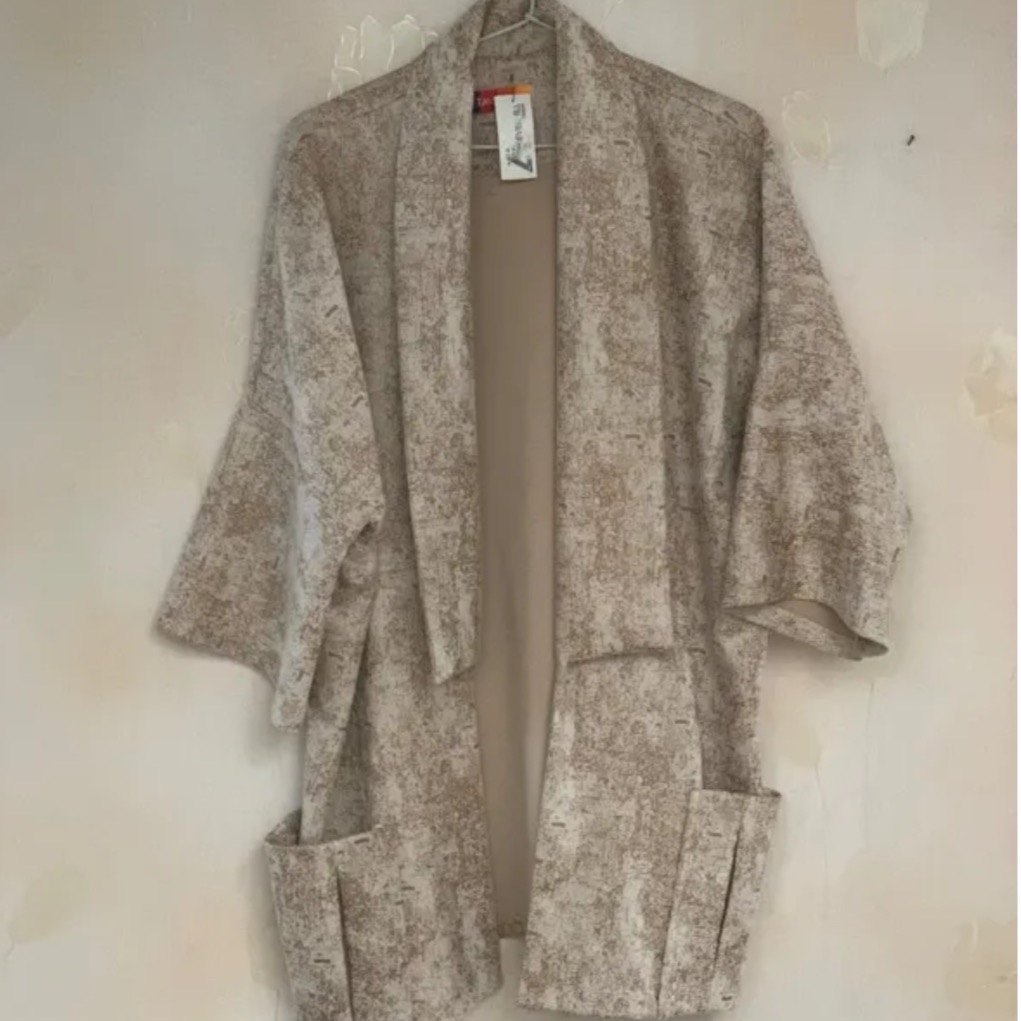 مانتو پاییز بهاره جنس عالی بسیار شیک