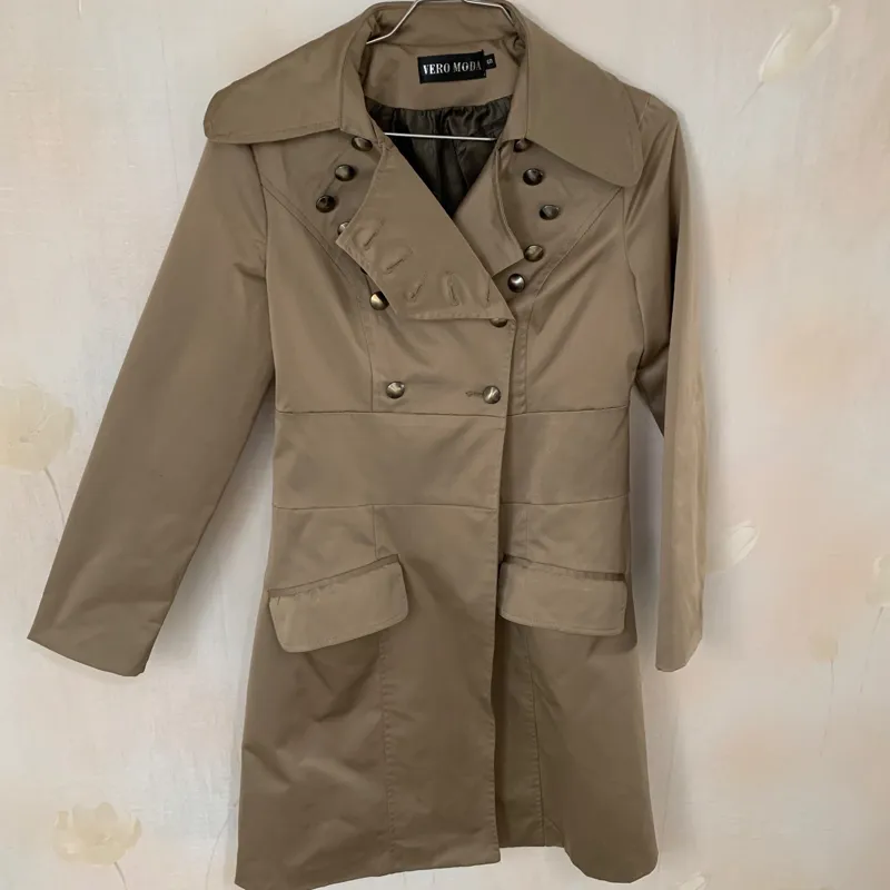 بارونی فوق العاده لاکچری زیتونی