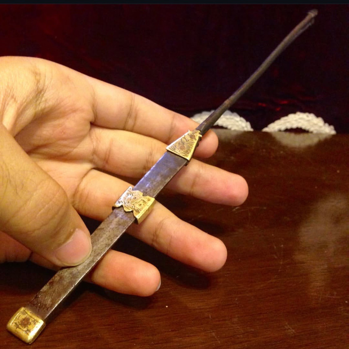 انبر فولادی آنتیک