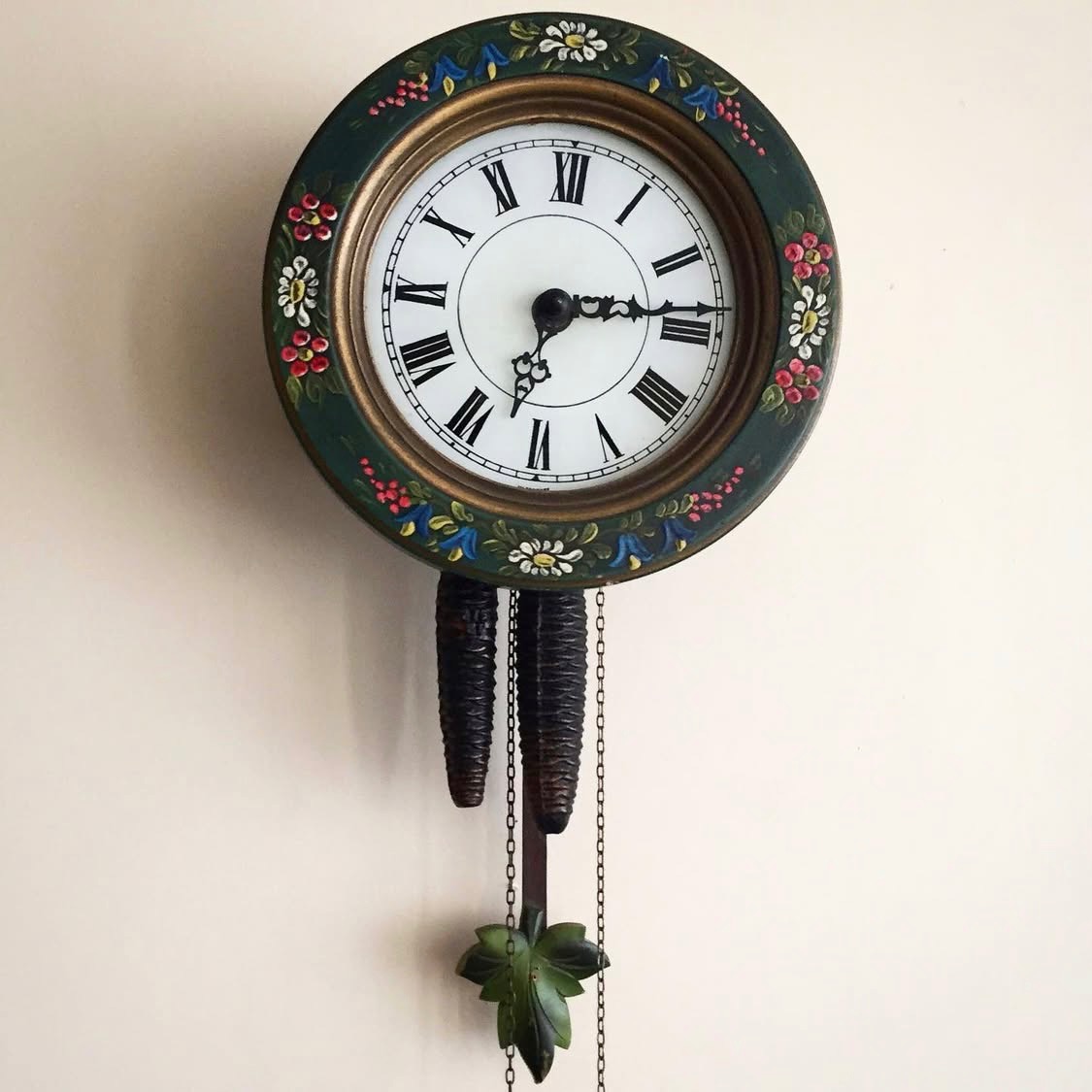 ساعت دیواری قدیمی آلمانی