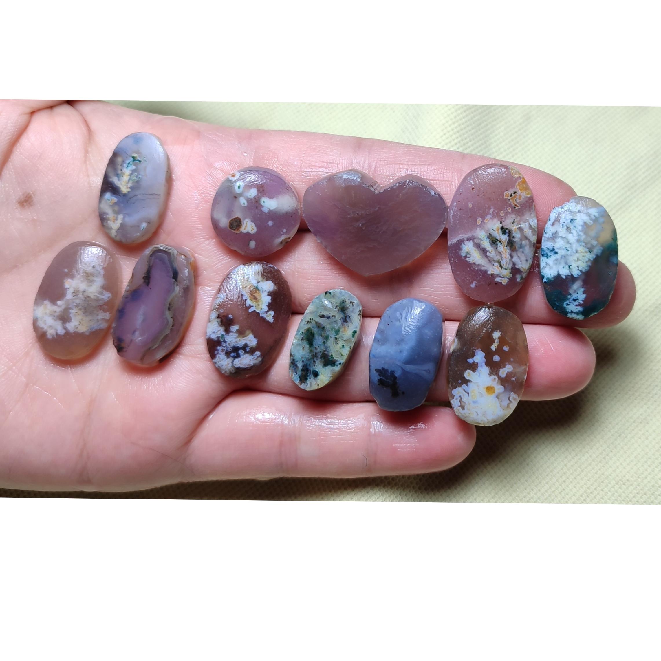 11عدد حبه یک نگین شجر وعقیق رنگی