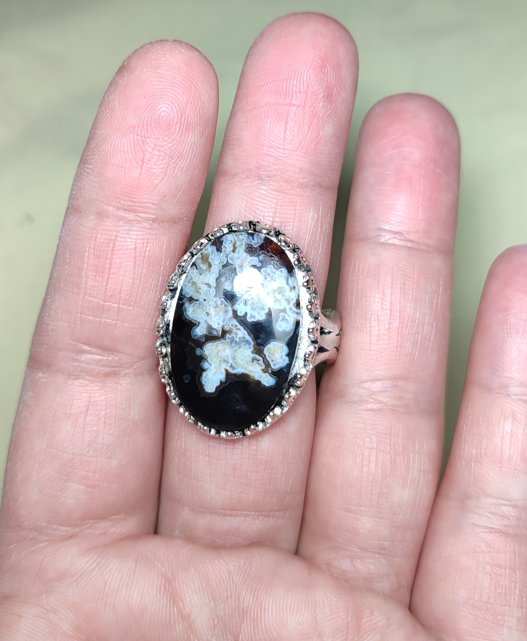 انگشتر آلیاژی مزین به نگین شجر