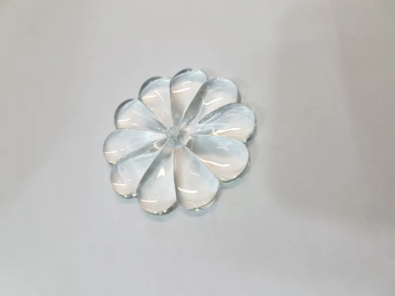 گلبرگ شیشه ایی کریستال چند پر(بسته دو عددی)