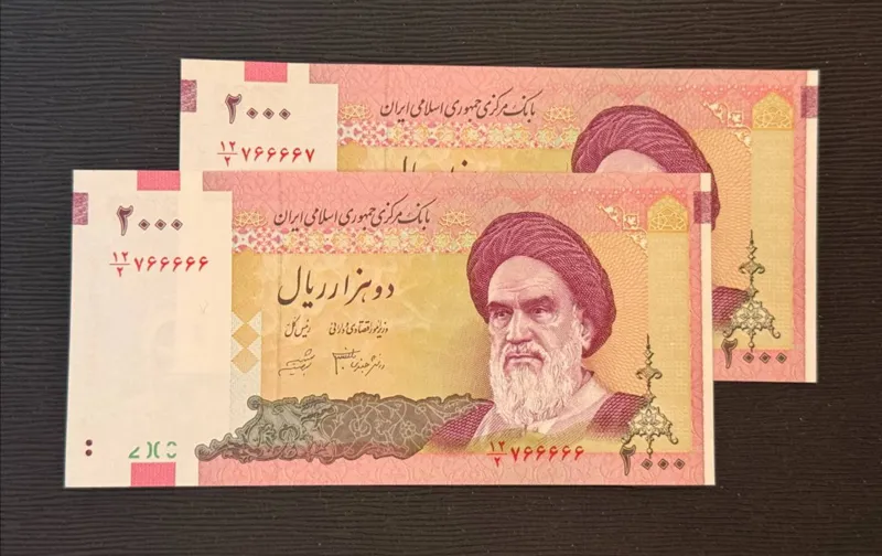 جفت نیمه رند و قرینه همراه ارور پخش رنگ