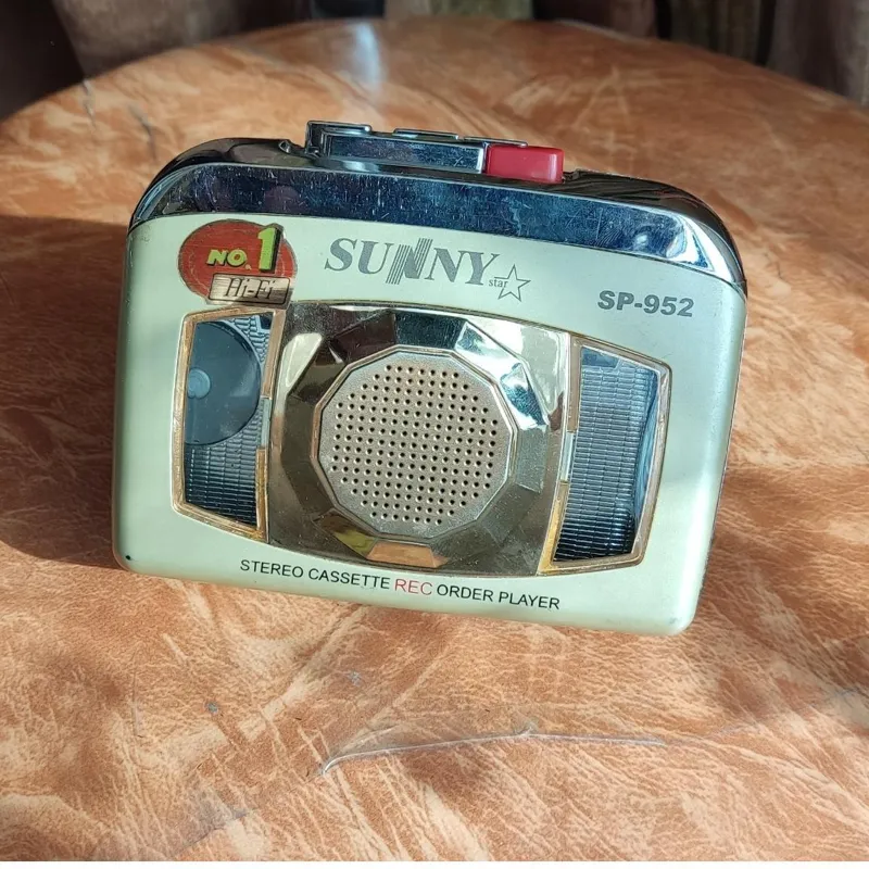 واکمن sunny مدل sp-952