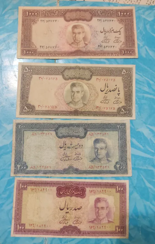 ست 4برگی یقه نظامی با امضا آموزگار فرمانفرما