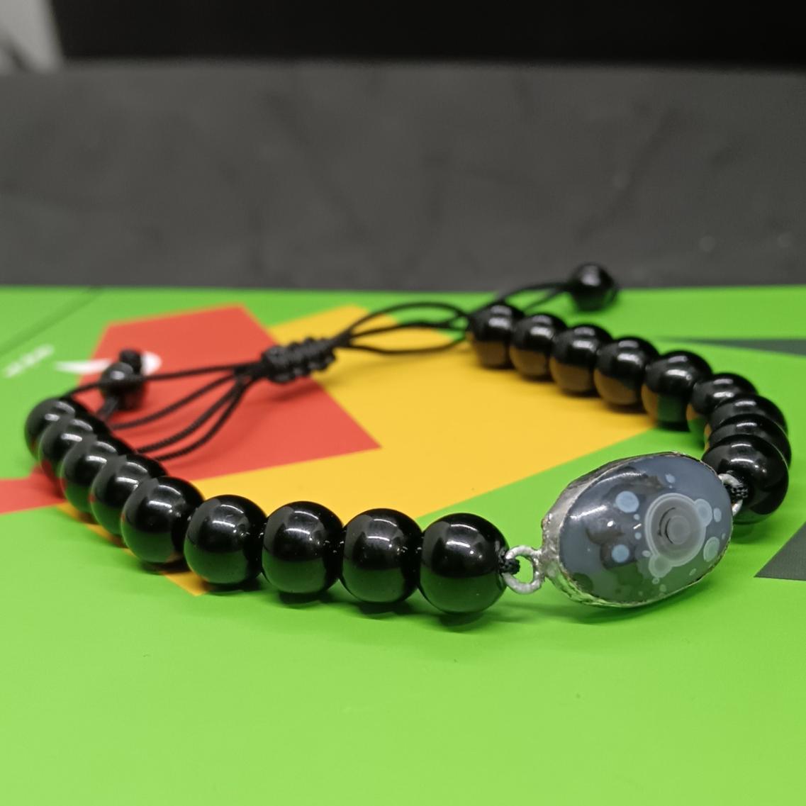 دستبند مهره بافت مزین به سنگ عقیق باباقوری