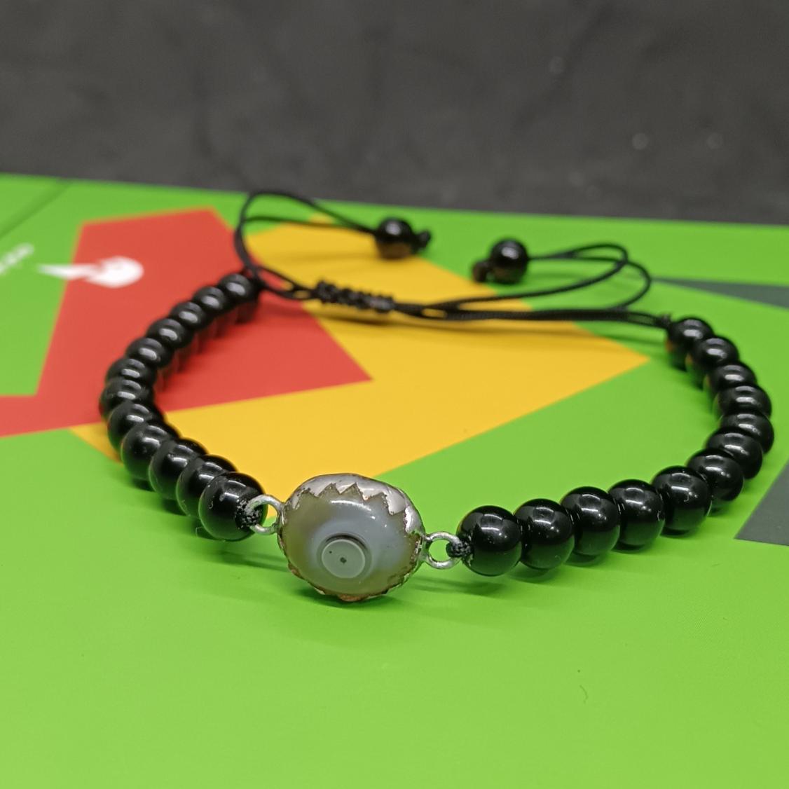 دستبند مهره بافت مزین به سنگ عقیق باباقوری