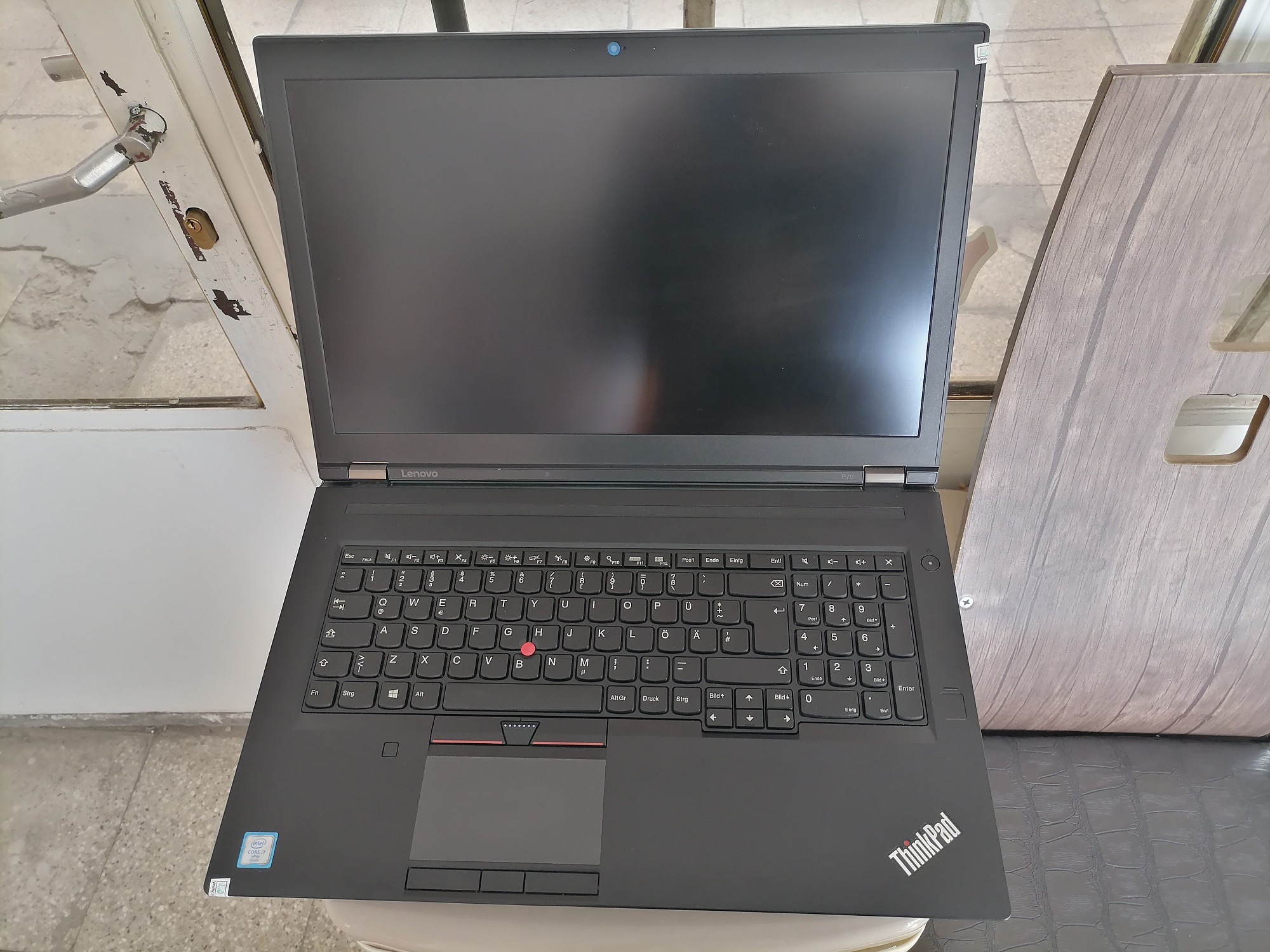Lenovo i7 6820HQ گرافیک دار رم 16 و 500 گیگ ssd